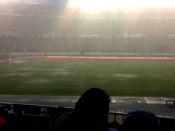 Así lucía el estadio de Barranquilla minutos antes de la hora pactada para el inicio del encuentro (Imagen: www.peru.com)