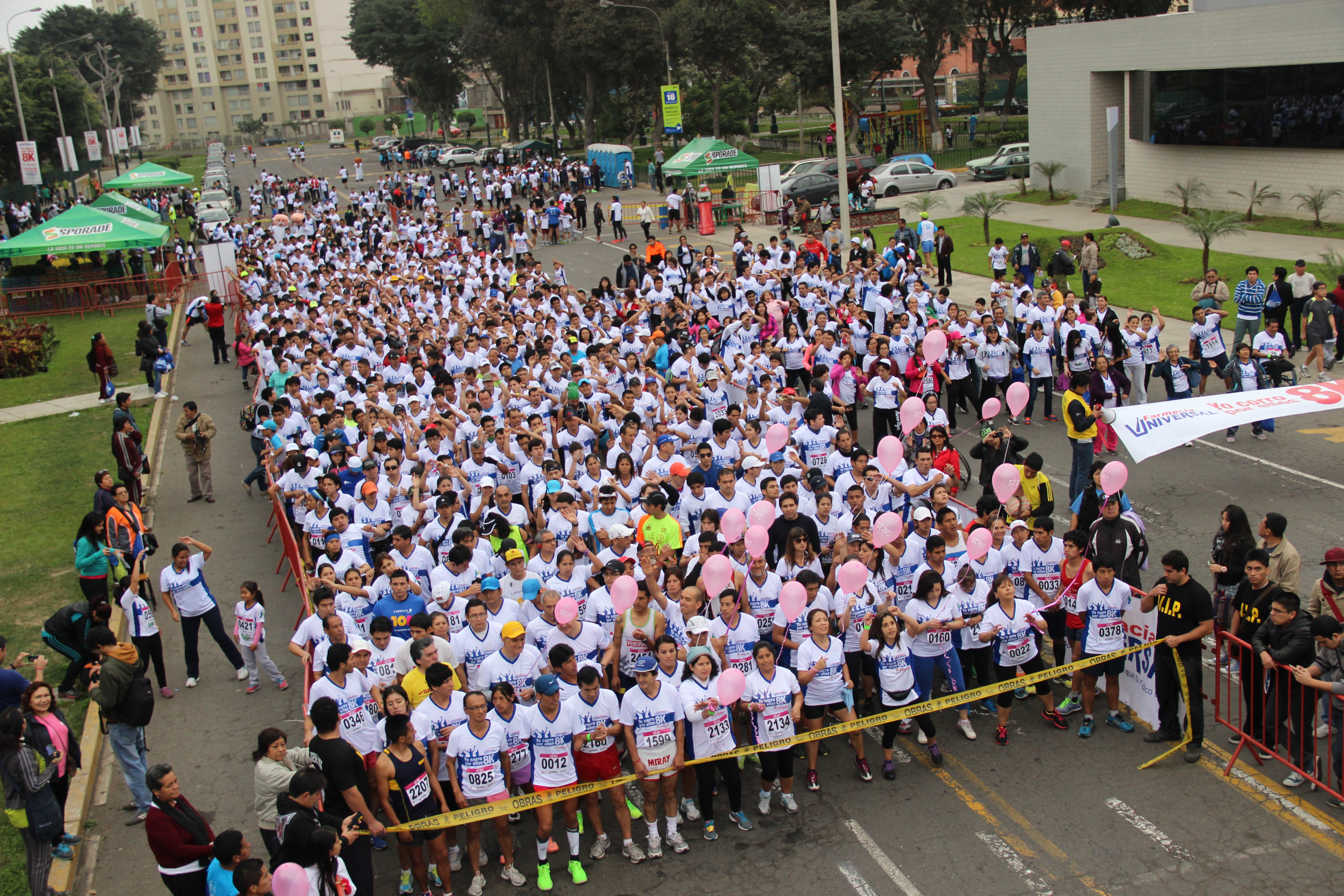Cerca de 3000 corredores participaron en el Día Internacional del Niño (Foto: Grecia Taica / Taller de Fotografía / Aficionline.com).